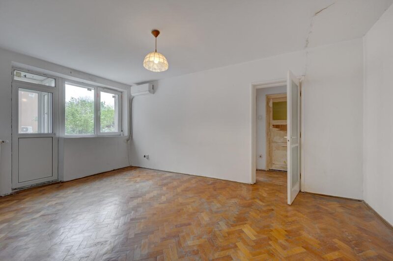 Parc IOR, 2 camere, etaj 1, renovabil complet